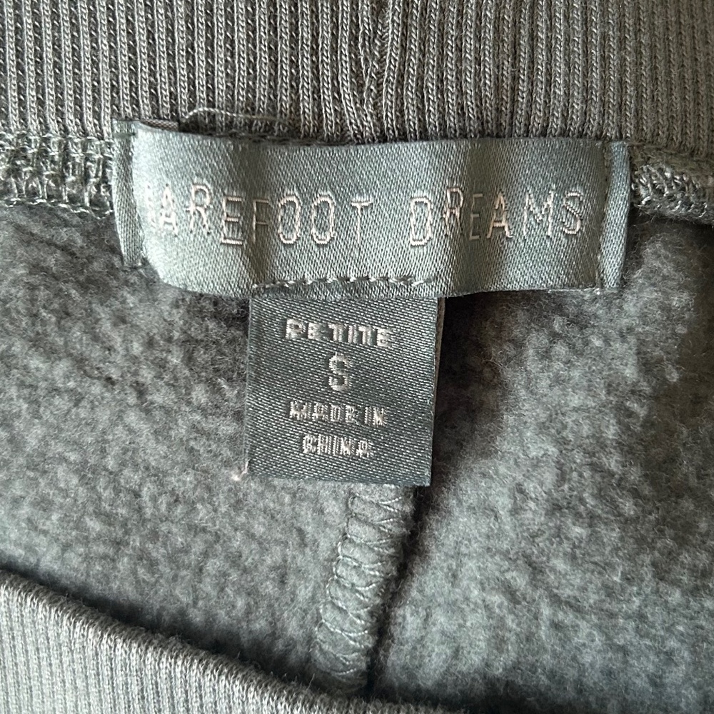 BAREFOOT DREAMS Malibu Collection Lounge Ankle Relaxed Pants Sage Green SP EUC - Picture 6 of 7